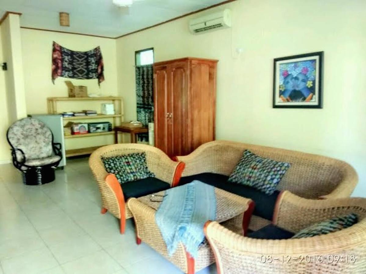Sea World Club Beach Resort & Dive Center Maumere Esterno foto